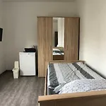 Hostel Ellwuerder Hof *